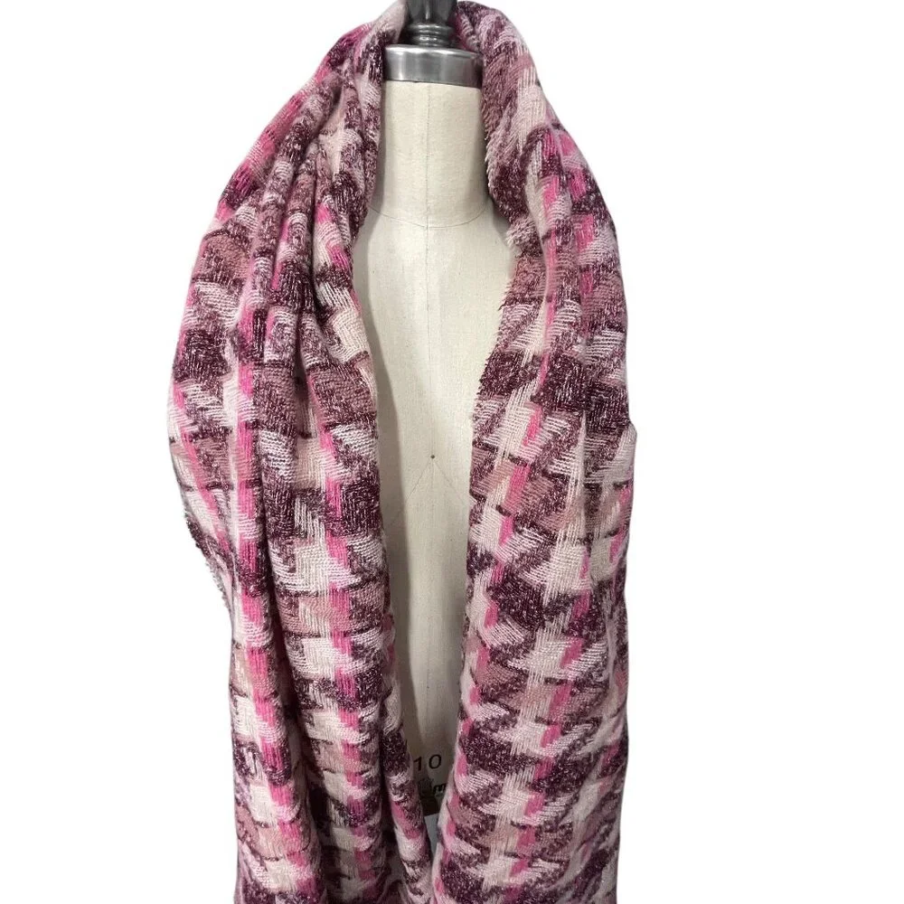 Vince Camuto Pink Burgundy Cream Metallic Houndstooth Fringed Scarf Wrap‎